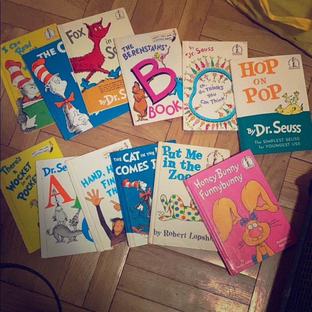 Collection of 12 Dr. Seuss Books